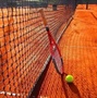 Vacaciones de agosto. Las raquetas y pelotas de tenis quedan aparcadas durante un mes. ¡Volvemos el 1 de septiembre!
